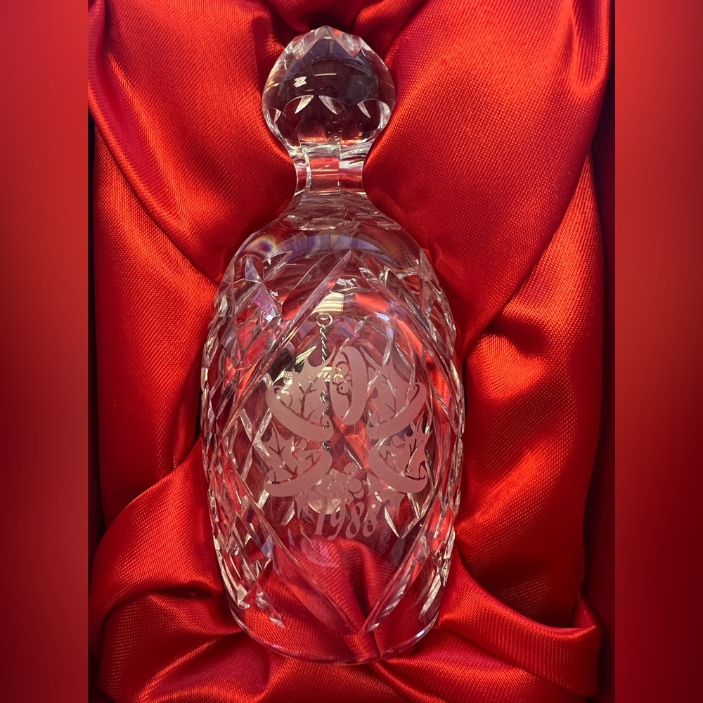 1988 Waterford bell